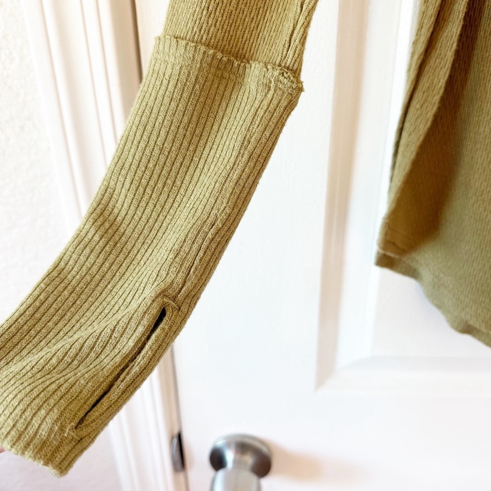 FREE PEOPLE Snowy Thermal Slouchy Long Sleeve Top - Picture 7 of 12